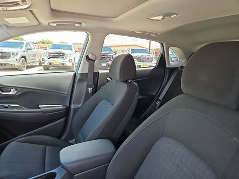 Used 2023 Hyundai Kona SEL w/ Convenience Package image 11