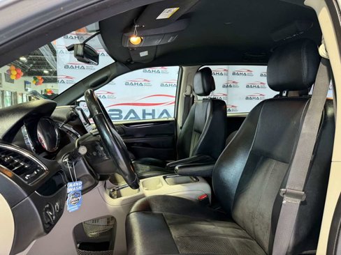 Used 2017 Dodge Grand Caravan SXT image 20