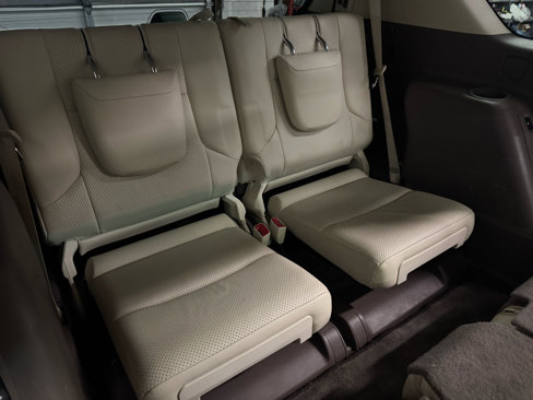 Used 2011 Lexus GX 460 image 7