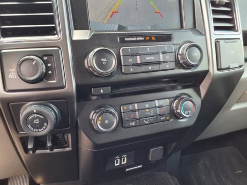 Used 2018 Ford F150 XLT w/ Equipment Group 302A Luxury image 12