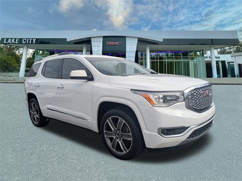 Used 2019 GMC Acadia Denali image 1