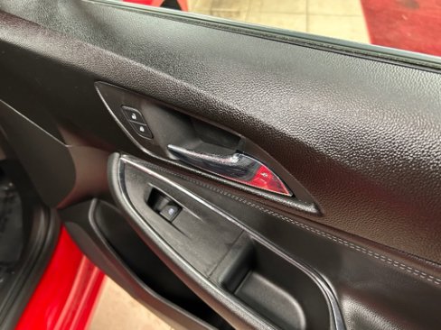 Used 2017 Chevrolet Cruze Premier image 14