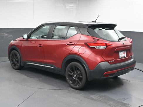 Used 2020 Nissan Kicks SR image 6