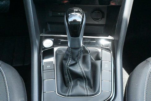 Used 2024 Volkswagen Taos SE w/ Panoramic Sunroof Package image 29