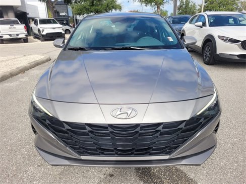 Used 2021 Hyundai Elantra SEL image 16