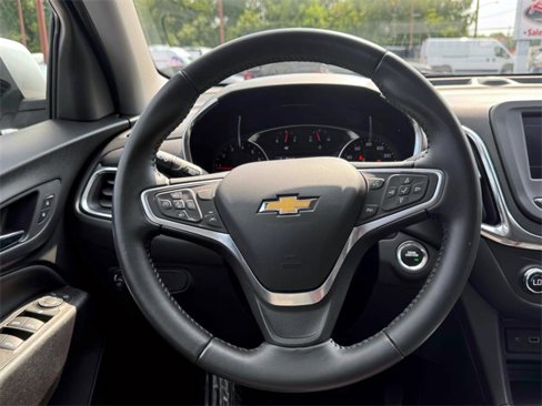 Used 2022 Chevrolet Equinox LT image 14