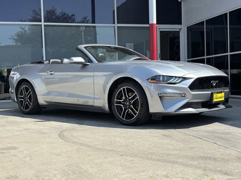Used 2023 Ford Mustang Premium image 6