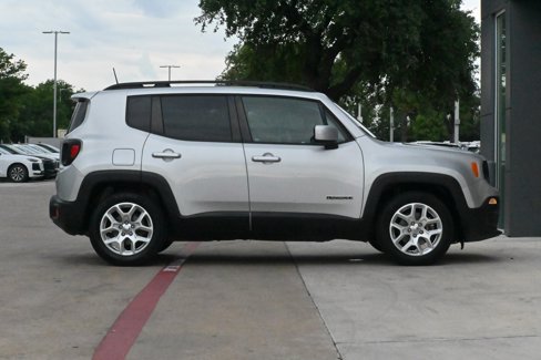 Used 2018 Jeep Renegade Latitude image 10