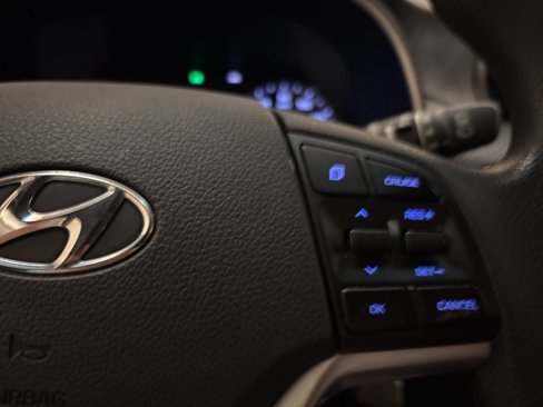 Used 2020 Hyundai Tucson SE image 16
