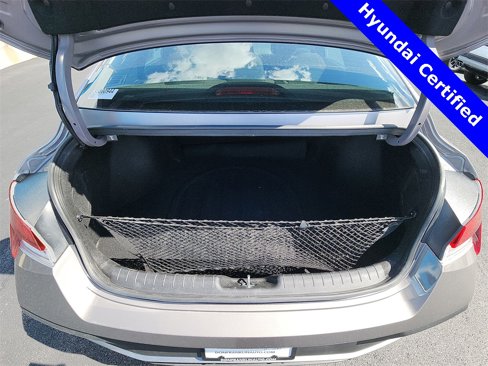 Used 2025 Hyundai Elantra Sport image 22