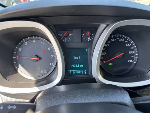 Used 2011 Chevrolet Equinox LT image 12