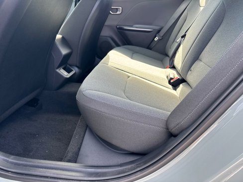 New 2025 Kia K4 LXS image 20