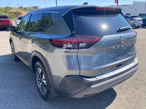 Used 2021 Nissan Rogue SV image 5