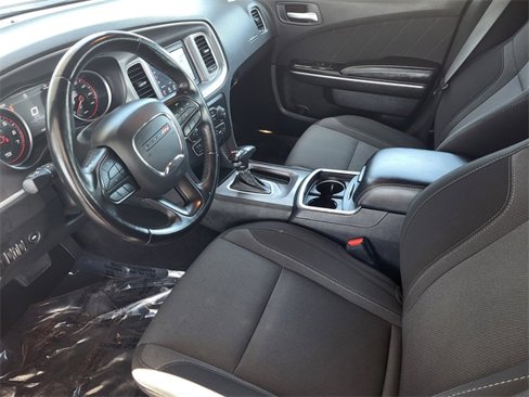 Certified 2022 Dodge Charger SXT image 9