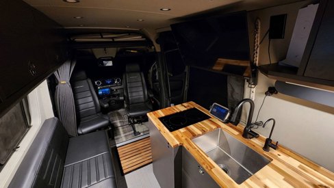 Used 2022 Mercedes-Benz Sprinter 2500 image 25