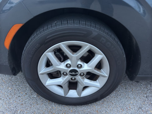 Used 2023 Kia Soul LX w/ LX Technology Package image 19