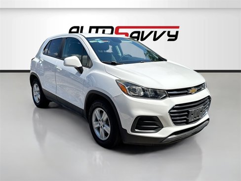 Used 2020 Chevrolet Trax LS w/ Tint and Cruise Package image 1