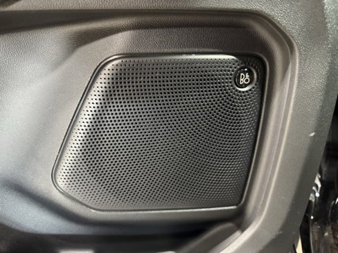 Used 2023 Ford Escape SE w/ PHEV Premium Package image 9