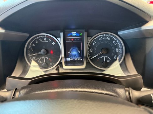 Used 2022 Toyota Tacoma SR5 image 20