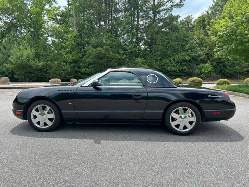 Used 2002 Ford Thunderbird Deluxe image 32