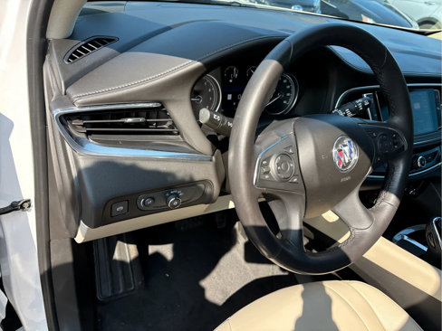 Used 2020 Buick Enclave Essence w/ Sound and Sites Package image 10