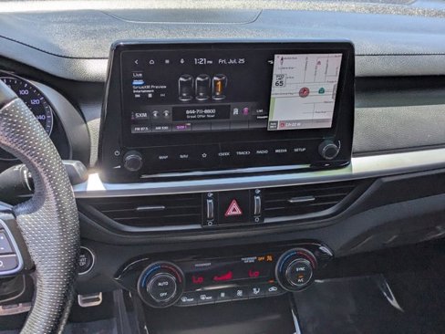 Used 2022 Kia Forte GT-Line image 17