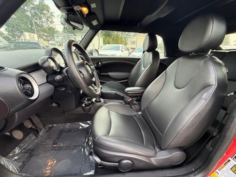 Used 2012 MINI Cooper Convertible image 22
