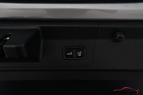 Used 2019 Porsche Panamera GTS w/ Premium Package Plus image 72