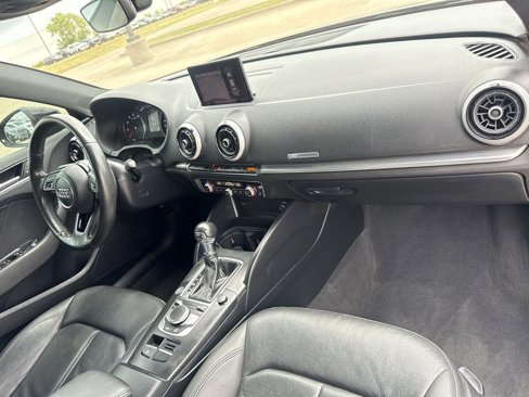 Used 2020 Audi A3 2.0T Premium image 43