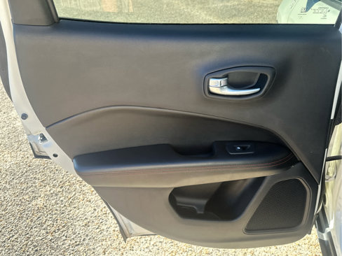 Used 2021 Jeep Compass Trailhawk image 41