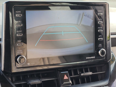 Used 2021 Toyota Corolla LE image 17