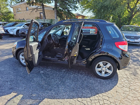 Used 2011 Suzuki SX4 Premium image 12