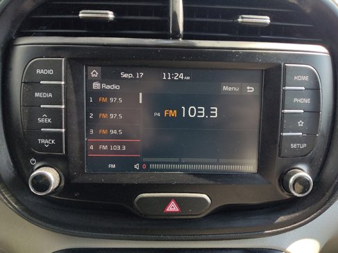 Used 2021 Kia Soul S image 25