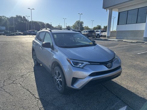 Used 2018 Toyota RAV4 LE w/ All Weather Liner Package image 1