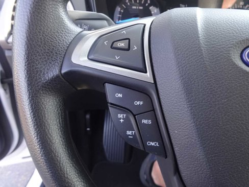 Used 2019 Ford Fusion S image 17