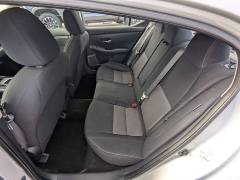 Used 2021 Nissan Sentra SV image 10