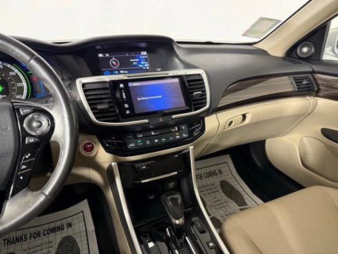 Used 2017 Honda Accord EX-L image 33