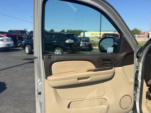 Used 2007 GMC Yukon Denali image 18