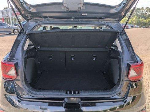 Used 2023 Hyundai Venue SEL image 29