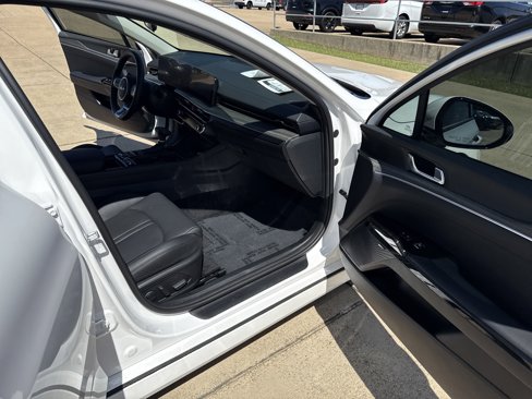 Used 2025 Kia K5 EX image 25