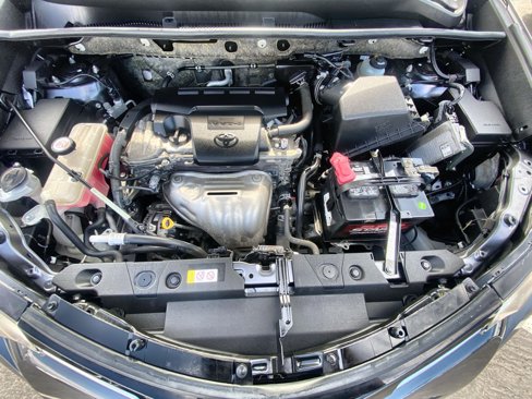 Used 2018 Toyota RAV4 XLE image 28