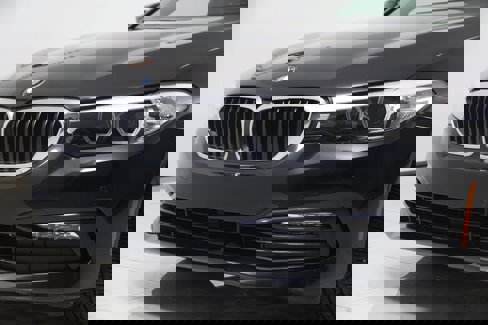 Used 2018 BMW 530i xDrive image 72