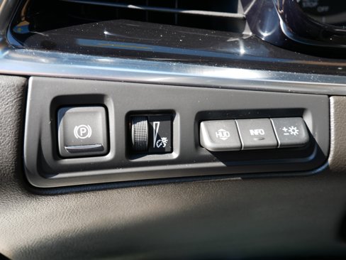 Certified 2024 Cadillac XT6 Premium Luxury w/ Technology Package image 8