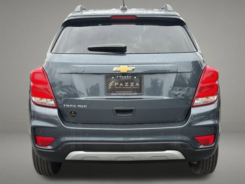 Used 2022 Chevrolet Trax LT w/ Premium Seat Package image 4