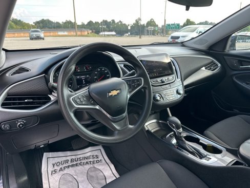 Used 2023 Chevrolet Malibu LT w/ Driver Confidence Package image 12