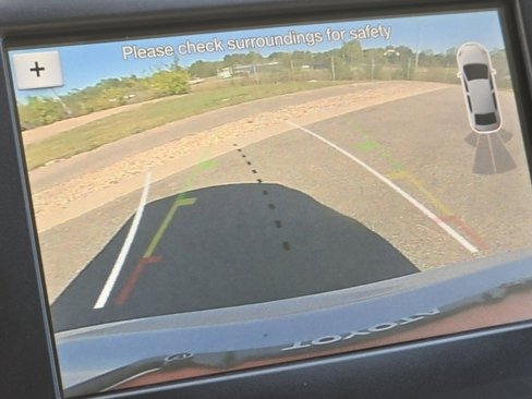 Used 2019 Ford Fusion SEL image 3