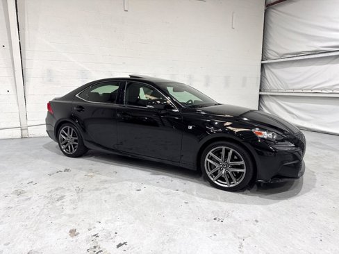 Used 2016 Lexus IS 200t image 5