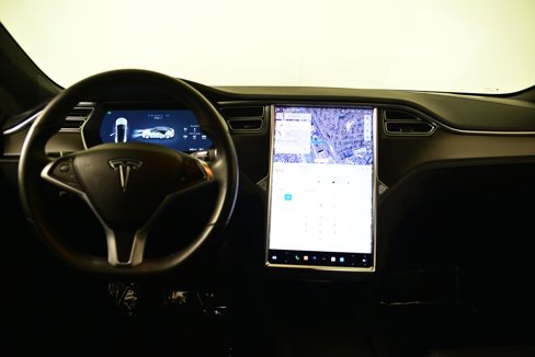 Used 2017 Tesla Model S 75D image 3