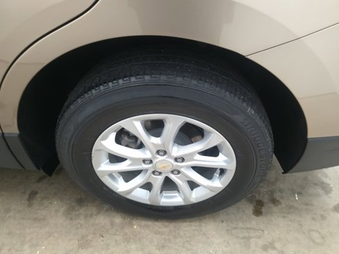 Used 2018 Chevrolet Equinox LT image 12