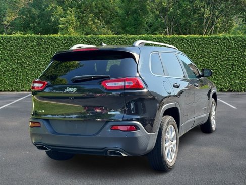 Used 2015 Jeep Cherokee Latitude w/ Safety Group image 3